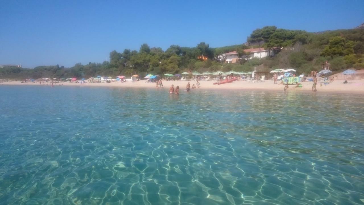 Villa Annuz Santa Margherita di Pula Bagian luar foto